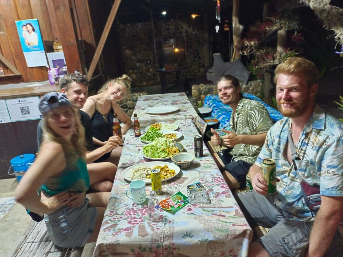 Sunny Tayai Hostel Pai Eksteriør billede